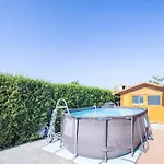 Almar Apartment *